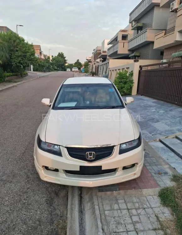Honda Accord 2003 for Sale in Islamabad Image-1