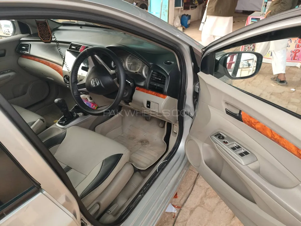 Honda City 2015 for Sale in Multan Honda City 2015 for Sale in Multan Image-4