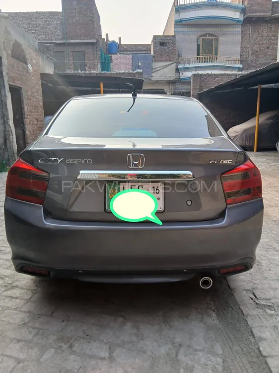 Honda City 2016 for Sale in Lahore Honda City 2016 for Sale in Lahore Image-11