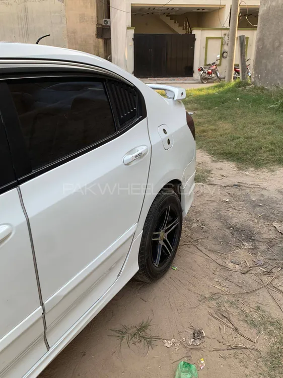 Honda City 2016 for Sale in Sialkot Honda City 2016 for Sale in Sialkot Image-2