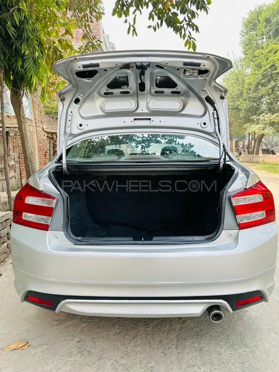 Honda City 2015 for Sale in Lahore Honda City 2015 for Sale in Lahore Image-13