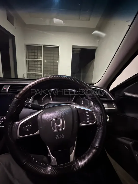 Honda Civic 2016 for Sale in Multan Honda Civic 2016 for Sale in Multan Image-3