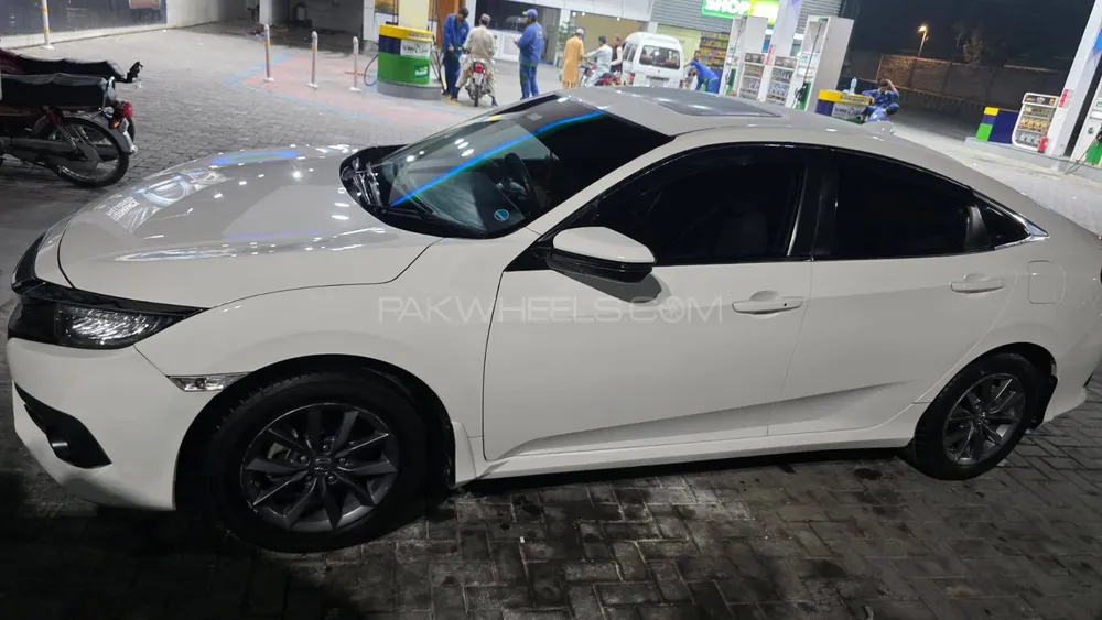 Honda Civic 2021 for Sale in Abbottabad Honda Civic 2021 for Sale in Abbottabad Image-5