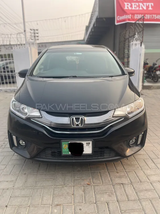 Honda Fit 2014 for Sale in Lahore Image-1