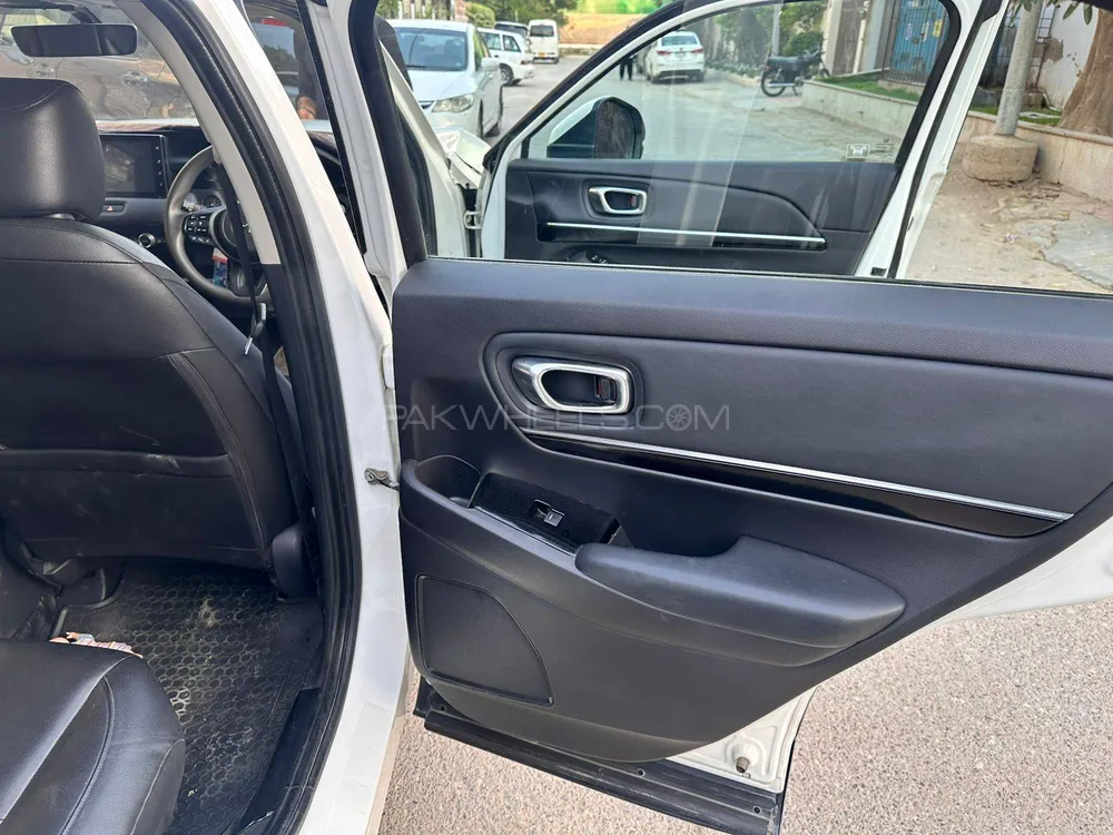 Honda HR-V 2023 for Sale in Karachi Honda HR-V 2023 for Sale in Karachi Image-14