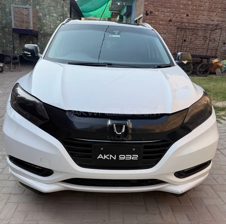 Honda Vezel 2021 for Sale in Sialkot Image-1