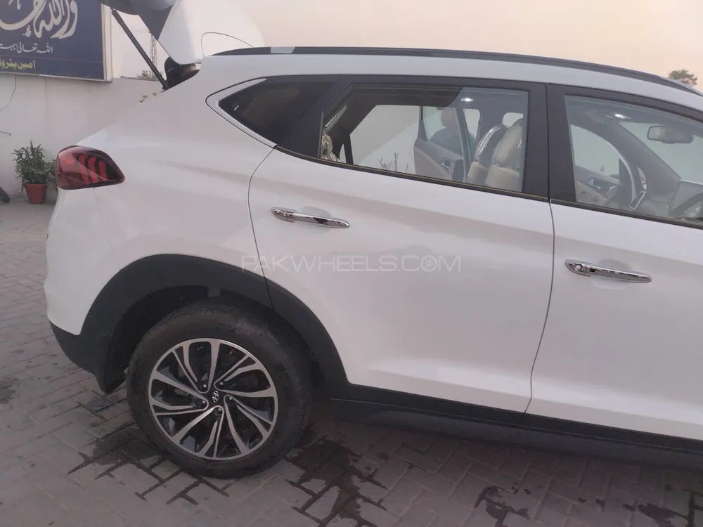 Hyundai Tucson 2023 for Sale in Sialkot Hyundai Tucson 2023 for Sale in Sialkot Image-8