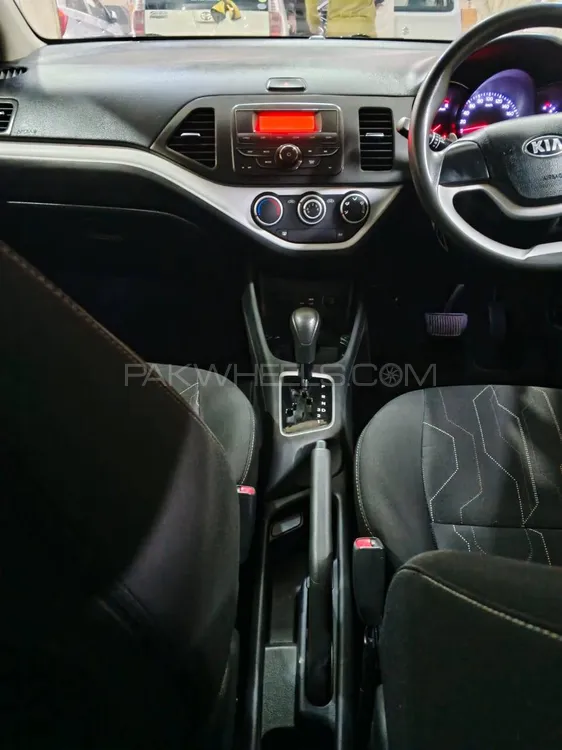 KIA Picanto 2020 for Sale in Karachi KIA Picanto 2020 for Sale in Karachi Image-9