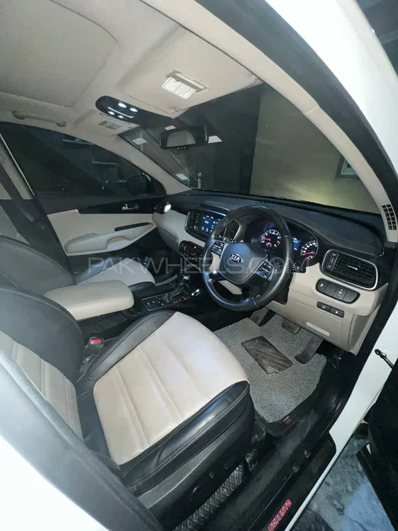 KIA Sorento 2022 for Sale in Lahore KIA Sorento 2022 for Sale in Lahore Image-9