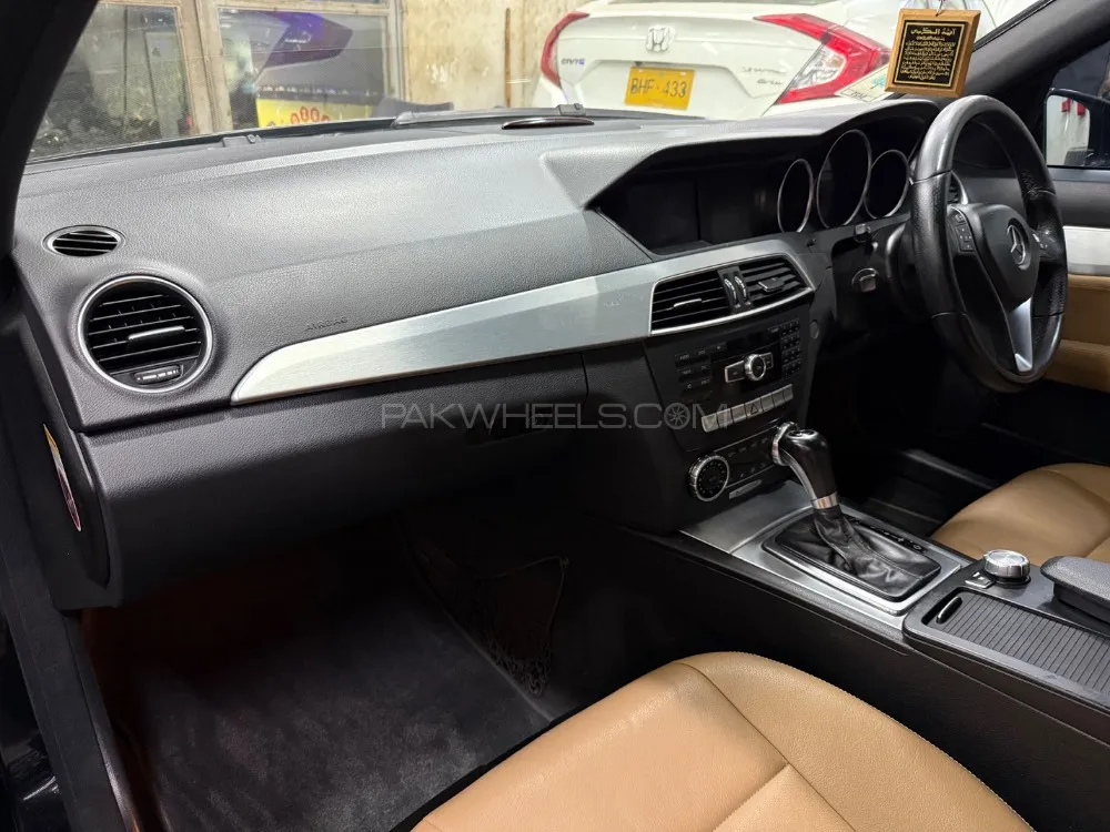 Mercedes Benz C Class 2012 for Sale in Karachi Mercedes Benz C Class 2012 for Sale in Karachi Image-9