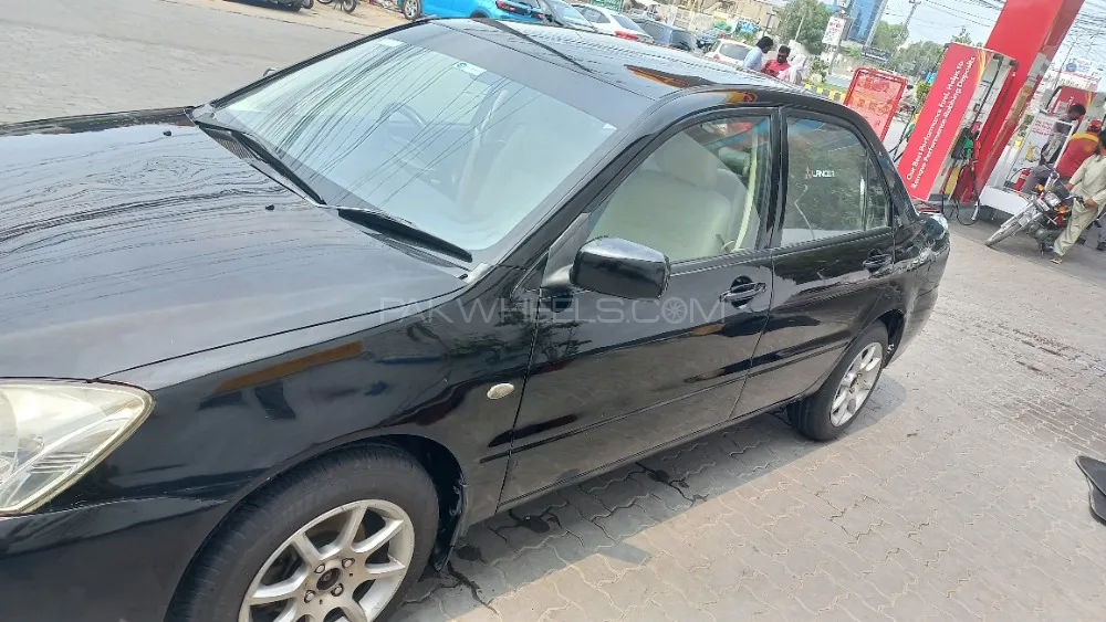 Mitsubishi Lancer 2008 for Sale in Lahore Mitsubishi Lancer 2008 for Sale in Lahore Image-2