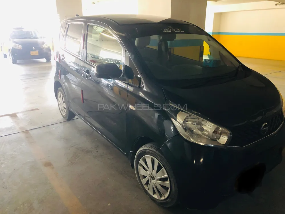 نسان ڈیز 2015 for Sale in کراچی Image-1