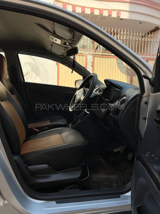 Suzuki Cultus 2018 for Sale in Bahawalpur Suzuki Cultus 2018 for Sale in Bahawalpur Image-8