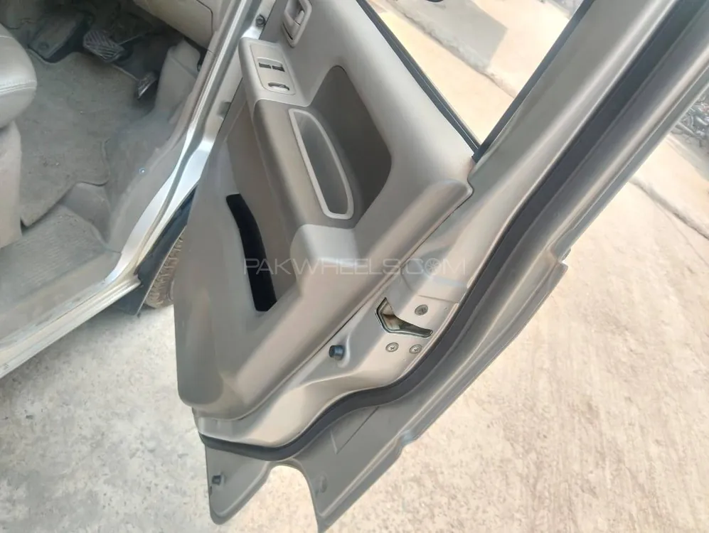 Suzuki Every 2013 for Sale in Lahore Suzuki Every 2013 for Sale in Lahore Image-3