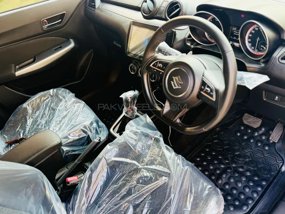 Suzuki Swift 2024 for Sale in Sialkot Suzuki Swift 2024 for Sale in Sialkot Image-9