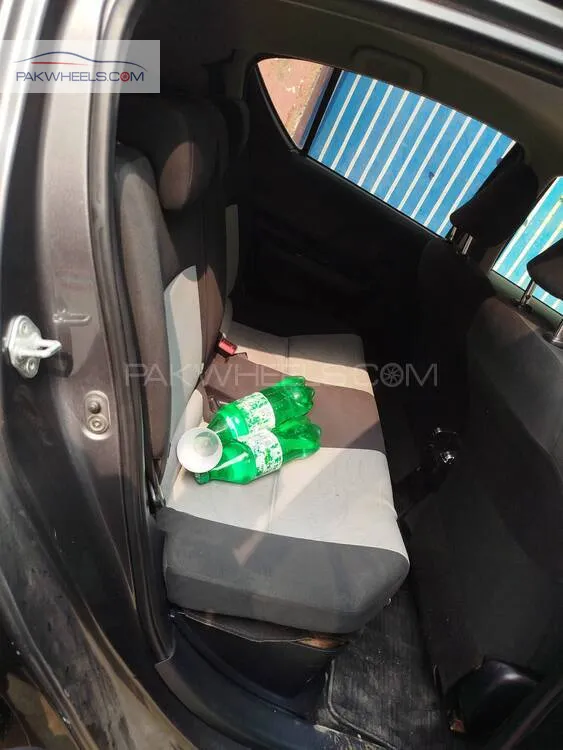 ٹویوٹا اکوا 2014 for Sale in لاہور ٹویوٹا اکوا 2014 for Sale in لاہور Image-10