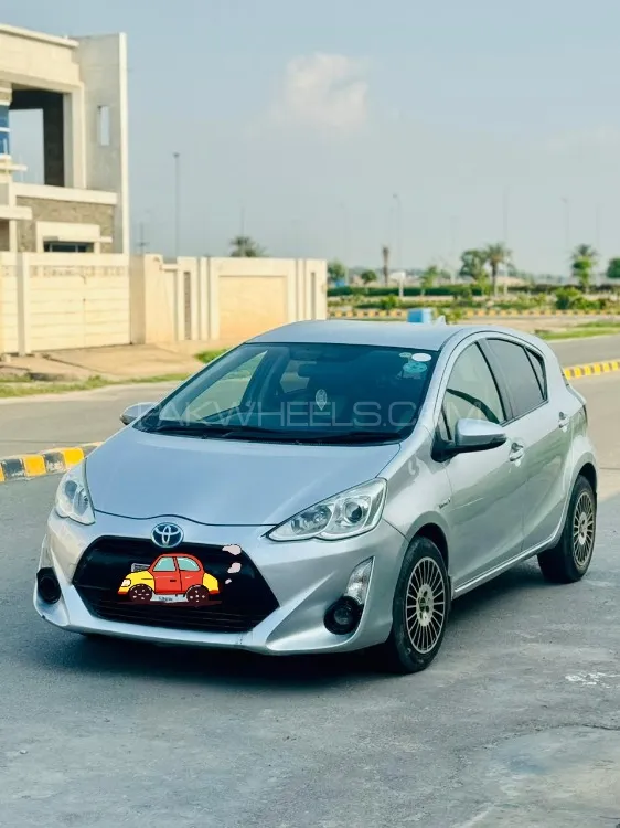Toyota Aqua 2015 for Sale in Multan Toyota Aqua 2015 for Sale in Multan Image-13