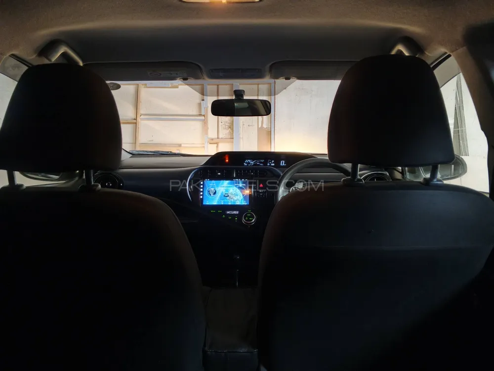 Toyota Aqua 2015 for Sale in Peshawar Toyota Aqua 2015 for Sale in Peshawar Image-7