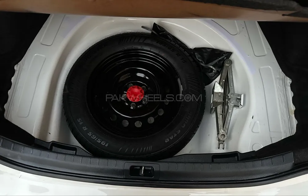 Toyota Corolla 2017 for Sale in Gujrat Toyota Corolla 2017 for Sale in Gujrat Image-16