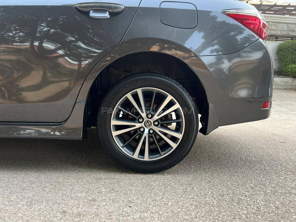 Toyota Corolla 2019 for Sale in Karachi Toyota Corolla 2019 for Sale in Karachi Image-9