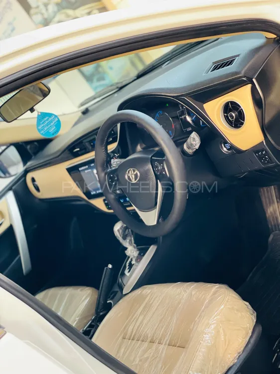 Toyota Corolla 2020 for Sale in Gujranwala Toyota Corolla 2020 for Sale in Gujranwala Image-14