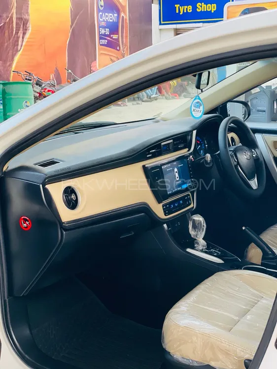 Toyota Corolla 2020 for Sale in Gujranwala Toyota Corolla 2020 for Sale in Gujranwala Image-13