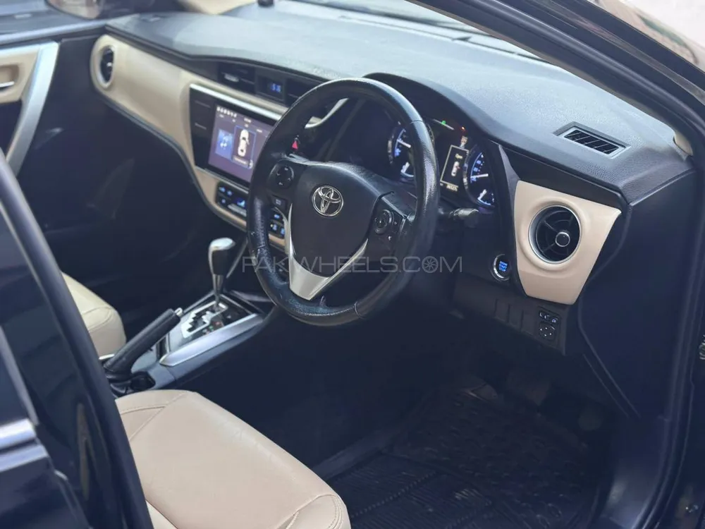 Toyota Corolla 2022 for Sale in Sialkot Toyota Corolla 2022 for Sale in Sialkot Image-4