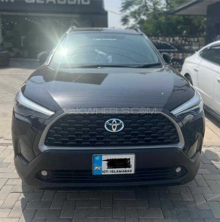 Toyota Corolla Cross 2024 for Sale in Islamabad Image-1