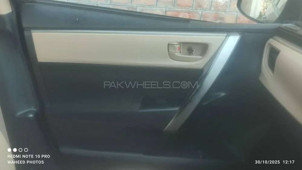 Toyota Corolla 2015 for Sale in Abbottabad Toyota Corolla 2015 for Sale in Abbottabad Image-10