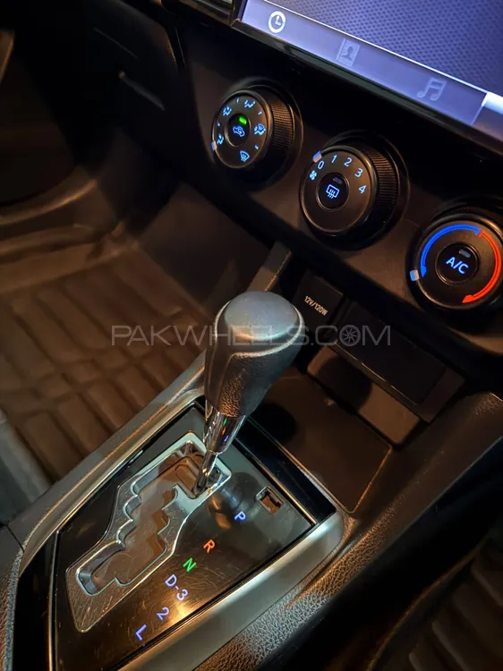 Toyota Corolla 2017 for Sale in Hyderabad Toyota Corolla 2017 for Sale in Hyderabad Image-7