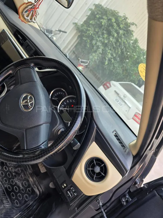 Toyota Corolla 2018 for Sale in Gujranwala Toyota Corolla 2018 for Sale in Gujranwala Image-8
