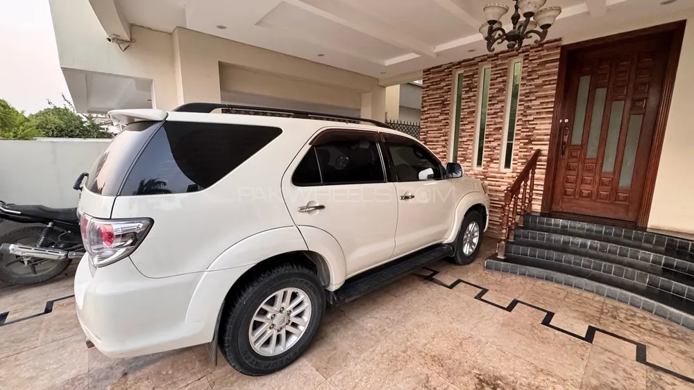 Toyota Fortuner 2014 for Sale in Islamabad Toyota Fortuner 2014 for Sale in Islamabad Image-5