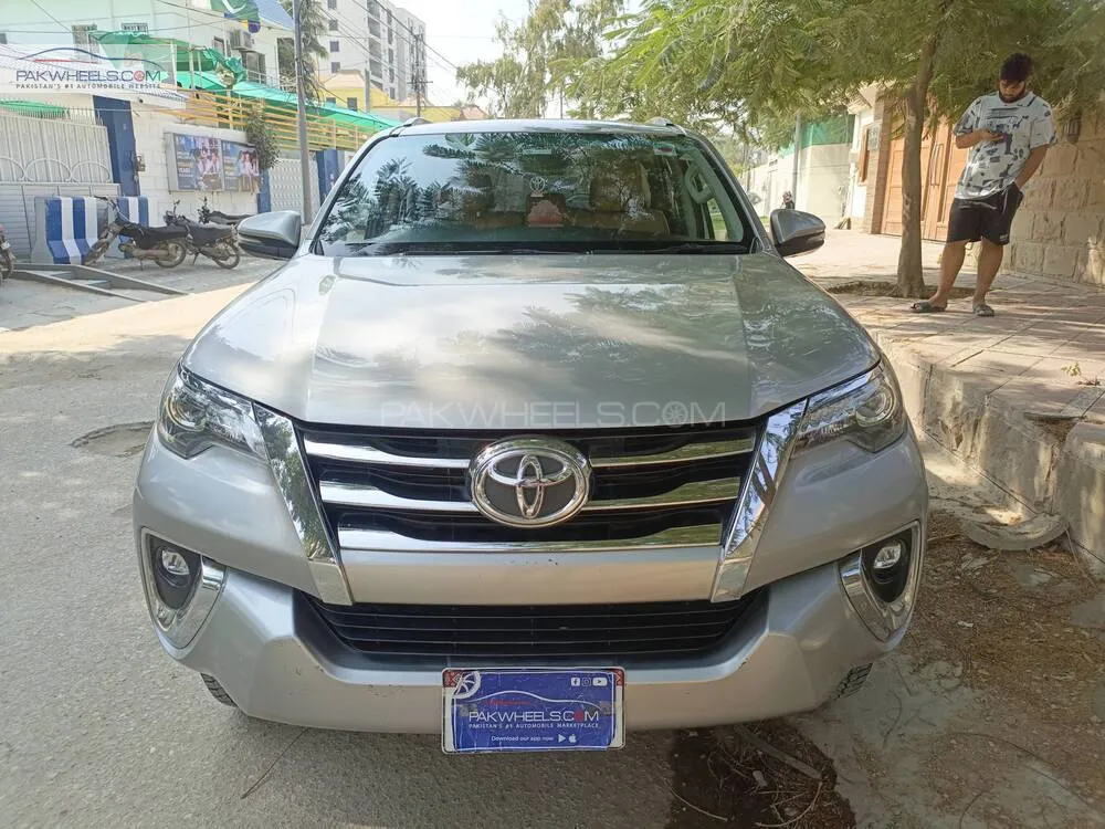 Toyota Fortuner 2019 for Sale in Karachi Image-1