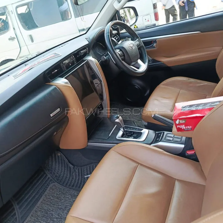 Toyota Fortuner 2020 for Sale in Islamabad Toyota Fortuner 2020 for Sale in Islamabad Image-7