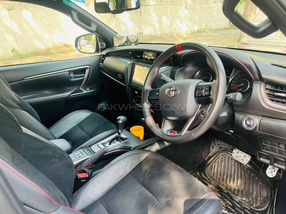 Toyota Fortuner 2025 for Sale in Islamabad Toyota Fortuner 2025 for Sale in Islamabad Image-9