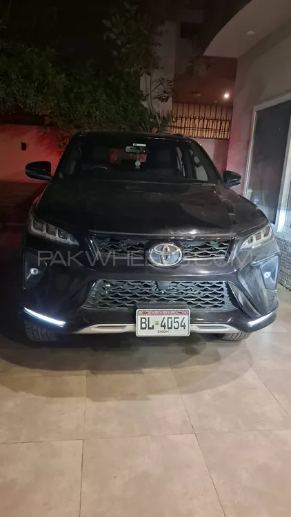 Toyota Fortuner 2023 for Sale in Karachi Toyota Fortuner 2023 for Sale in Karachi Image-13