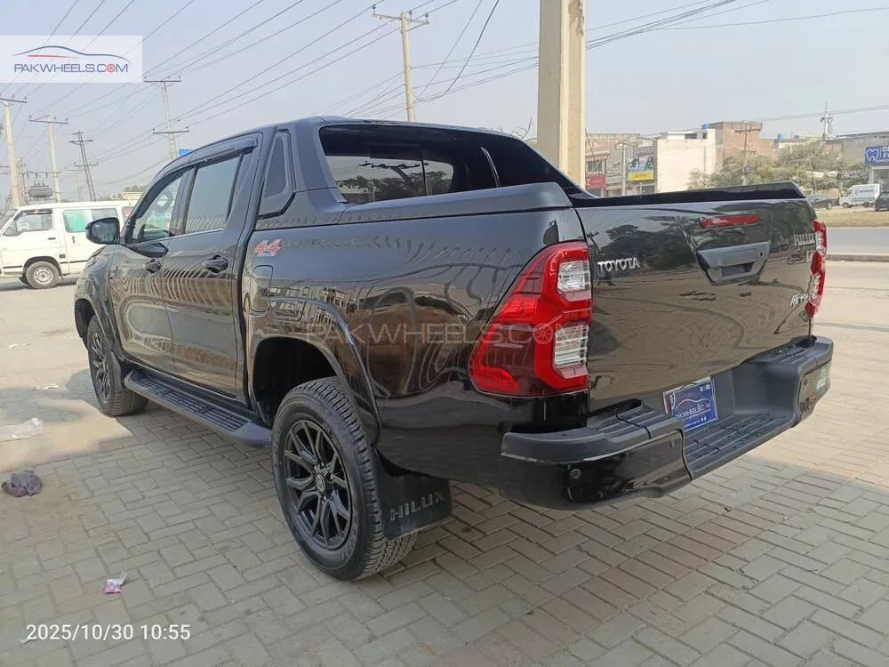 Toyota Hilux 2025 for Sale in Gujranwala Toyota Hilux 2025 for Sale in Gujranwala Image-6