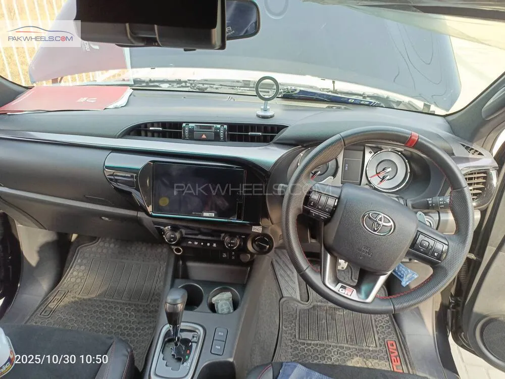 Toyota Hilux 2025 for Sale in Gujranwala Toyota Hilux 2025 for Sale in Gujranwala Image-10