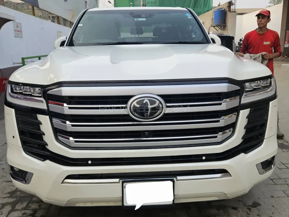 Toyota Land Cruiser 2022 for Sale in Lahore Image-1