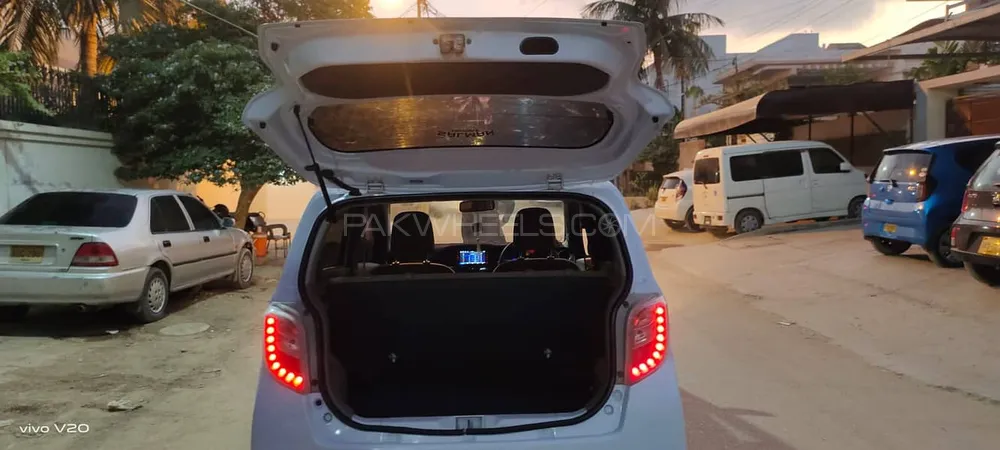 Toyota Pixis Epoch 2012 for Sale in Karachi Image-1