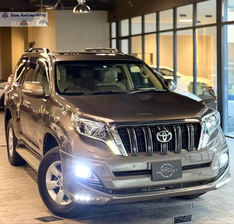 Toyota Prado 2016 for Sale in Karachi Toyota Prado 2016 for Sale in Karachi Image-2