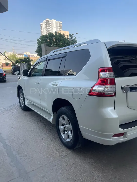 Toyota Prado 2016 for Sale in Karachi Toyota Prado 2016 for Sale in Karachi Image-6