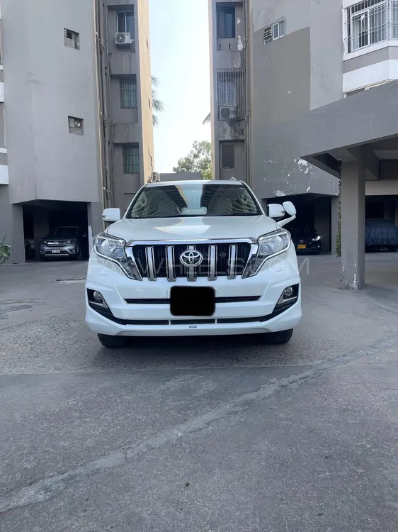Toyota Prado 2016 for Sale in Karachi Toyota Prado 2016 for Sale in Karachi Image-2