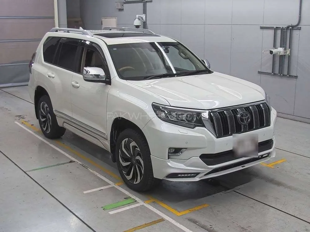 Toyota Prado 2020 for Sale in Karachi Image-1