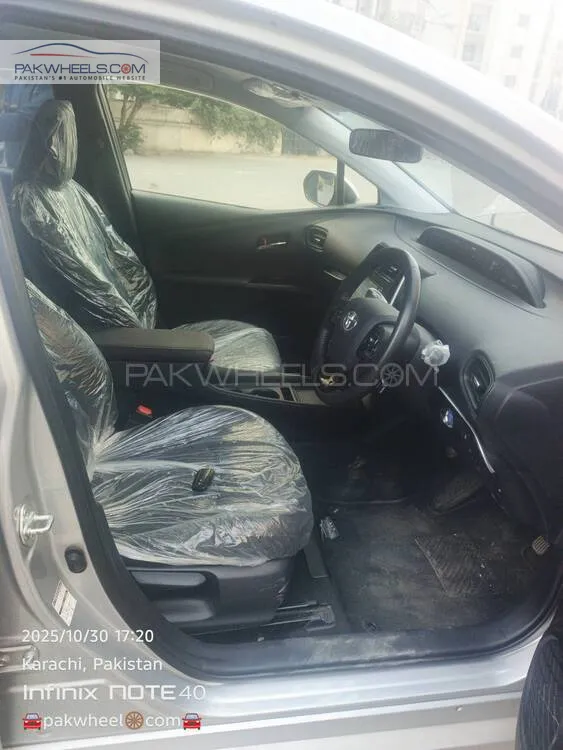 Toyota Prius 2021 for Sale in Karachi Toyota Prius 2021 for Sale in Karachi Image-10