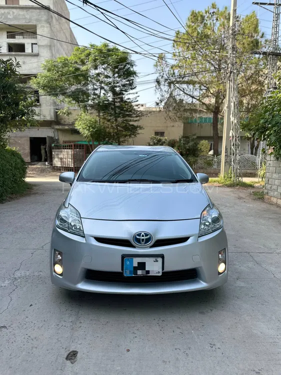 Toyota Prius 2011 for Sale in Islamabad Toyota Prius 2011 for Sale in Islamabad Image-1