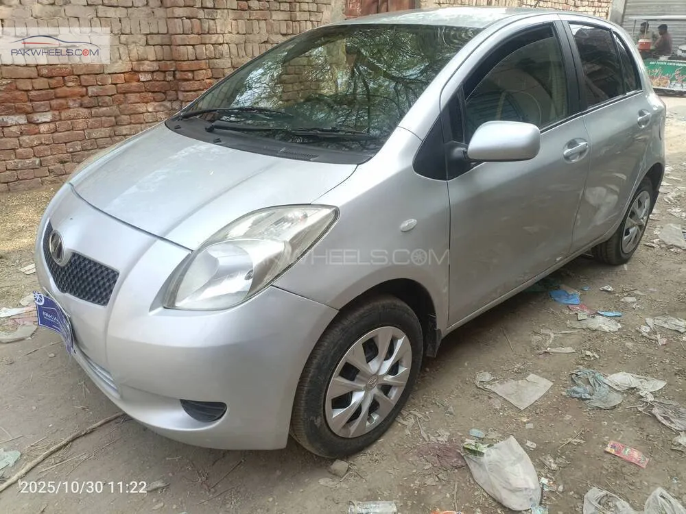 Toyota Vitz 2005 for Sale in Multan Toyota Vitz 2005 for Sale in Multan Image-3