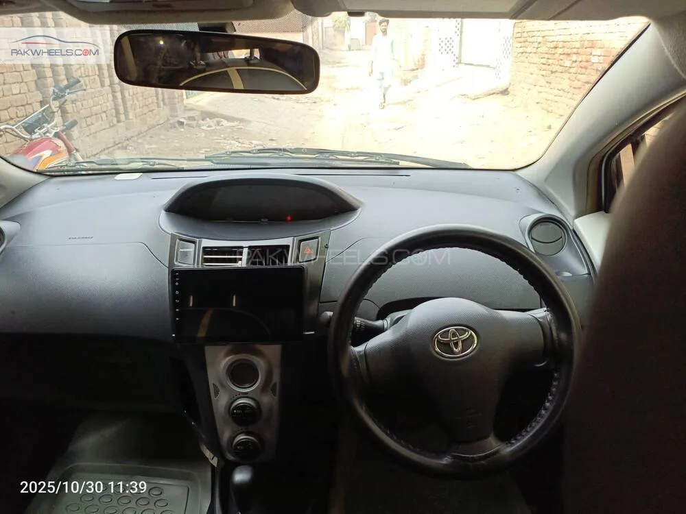 Toyota Vitz 2005 for Sale in Multan Toyota Vitz 2005 for Sale in Multan Image-10