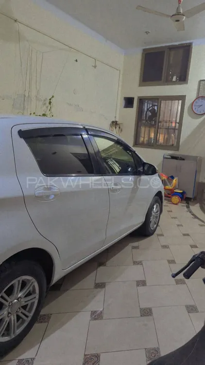 Toyota Vitz 2015 for Sale in Dera ismail khan Toyota Vitz 2015 for Sale in Dera ismail khan Image-3