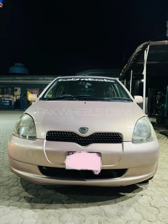 Toyota Vitz 2001 for Sale in Nowshera Toyota Vitz 2001 for Sale in Nowshera Image-1